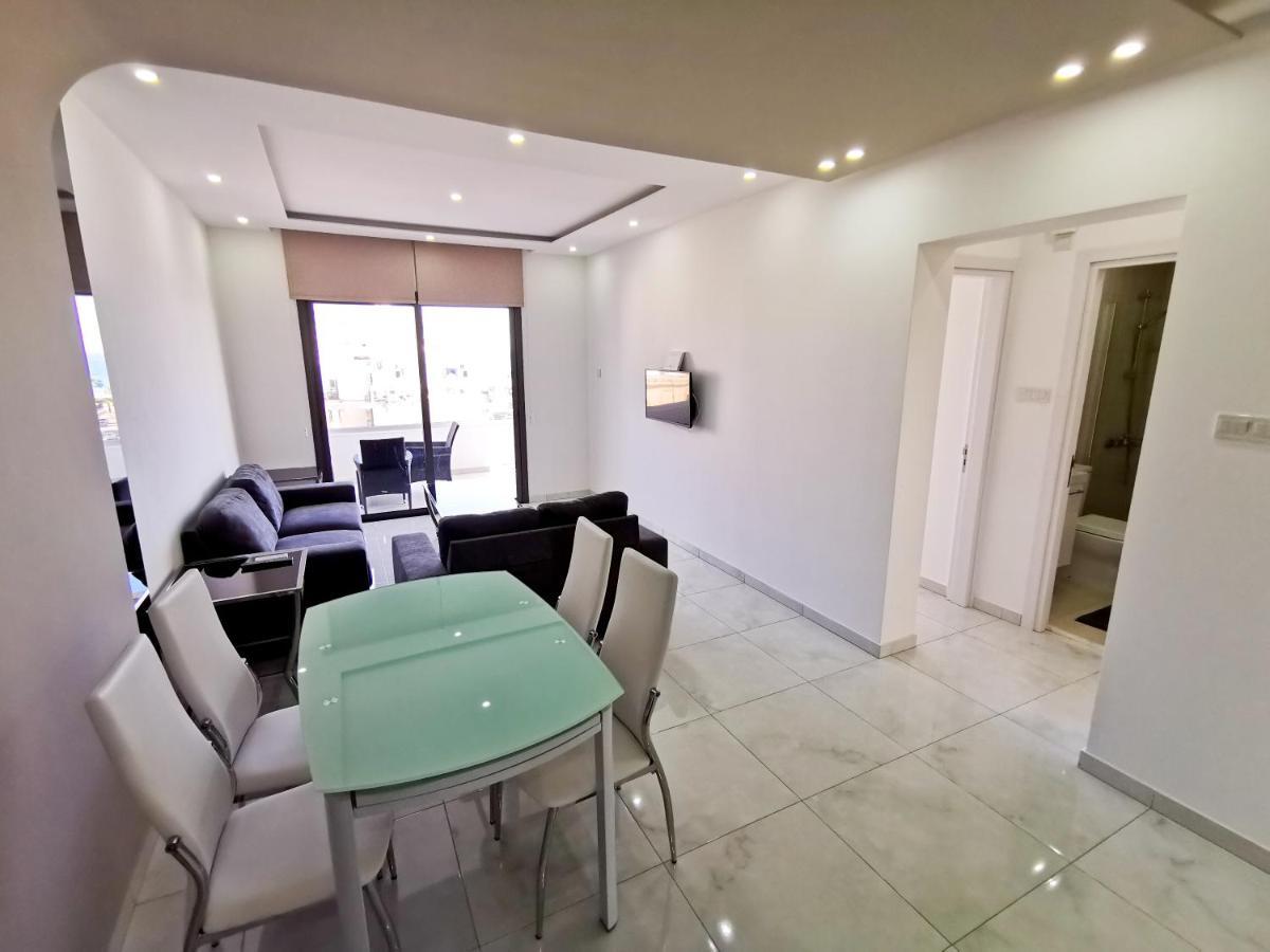 Sunny Daze Seaview Apartment 拉纳卡 外观 照片