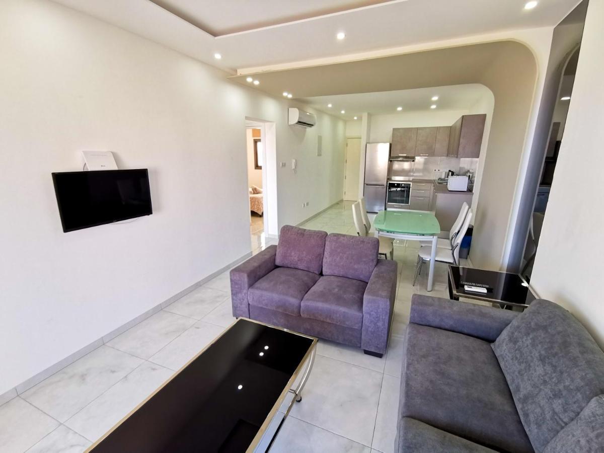 Sunny Daze Seaview Apartment 拉纳卡 外观 照片